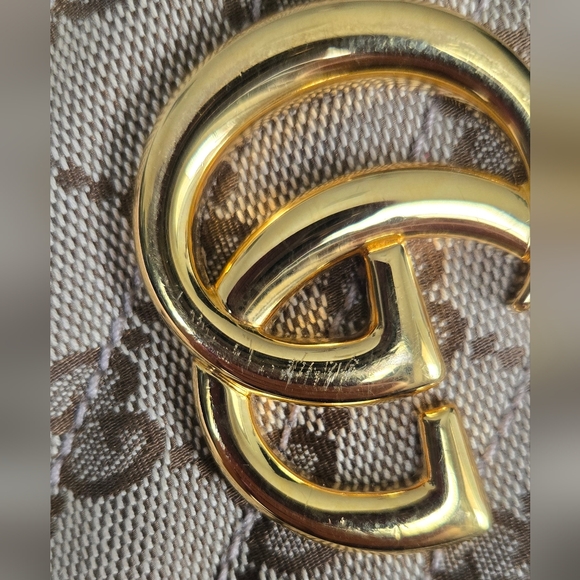 Gucci Crossbody Bag - Picture 5 of 10